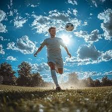 好起来了！杨瀚森造兰代尔失误后笑容满面